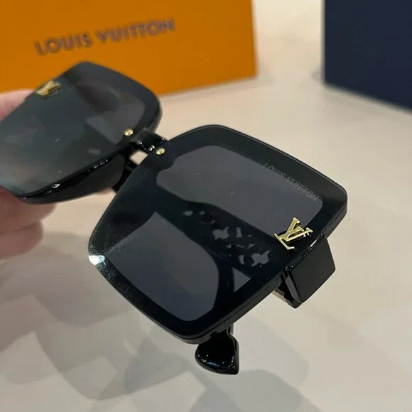 Louis Vuitton Women's Black Square Sunglasses